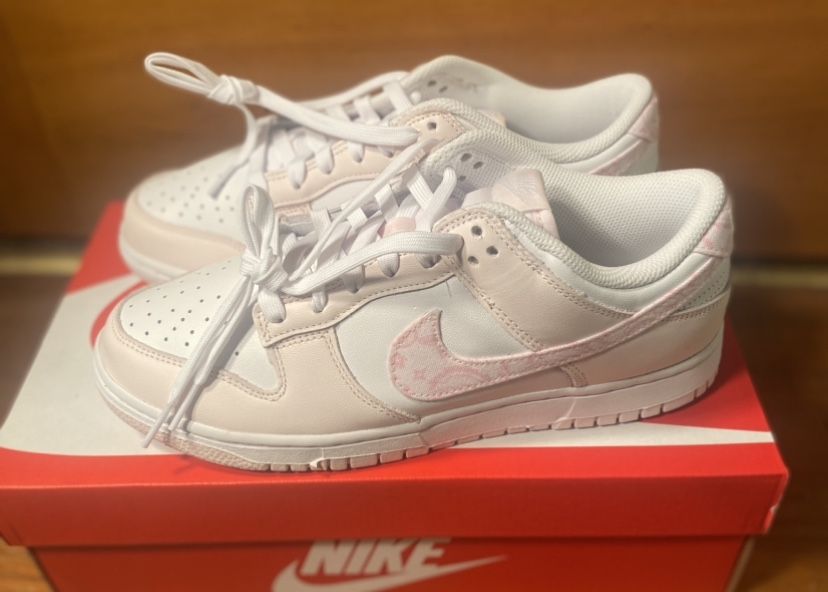 Nike Dunk Low Essential Paisley Pack Pink Women 9