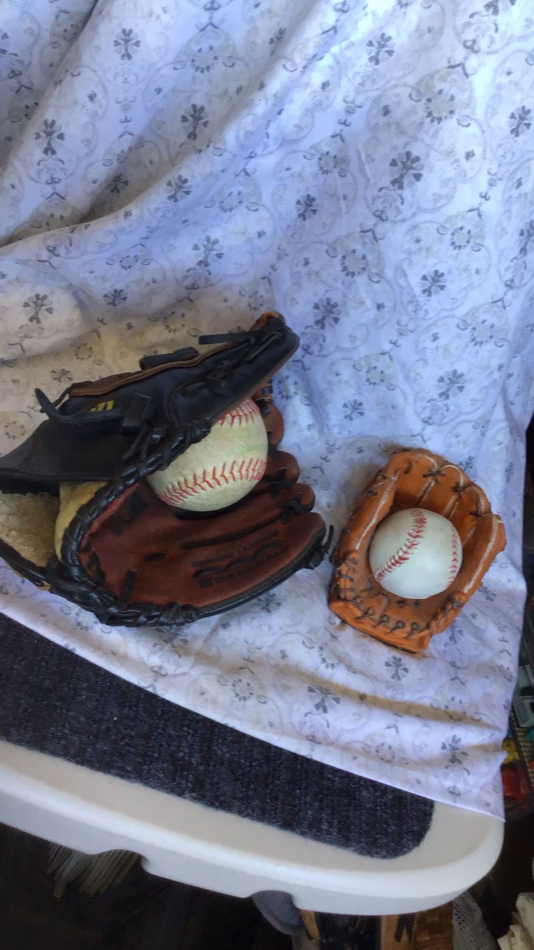 Wilson Youth Baseball Glove Size 10.5