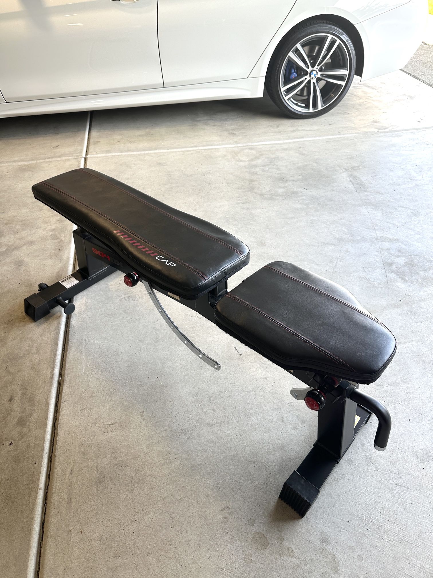CAP Strength Deluxe FID Weight Bench Like New