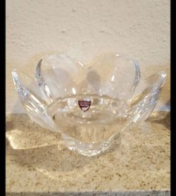 Vintage 1980's Orrefor's Swedish Crystal Petal bowl