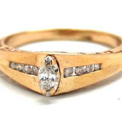 Ladies Diamond/10K Gold Engagement Ring