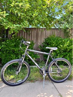 Trek 820 Mountain Bike