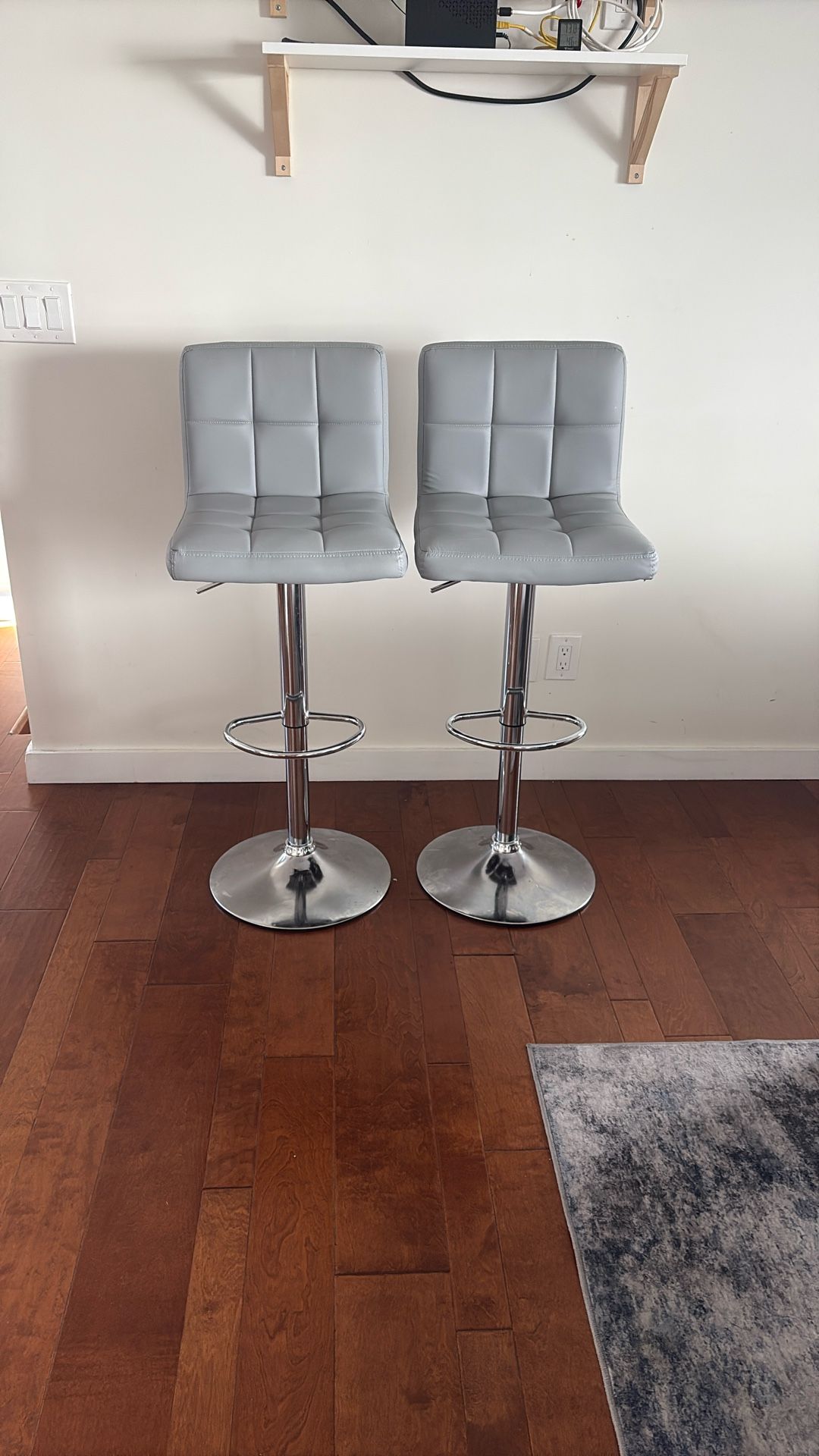 2 Faux Leather Stools