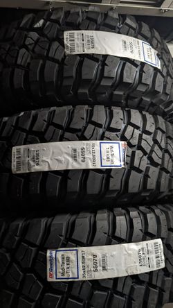 35x12.50R17 Bfgoodrich KM3's📣