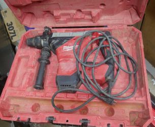 MILWAUKEE DRILL 1-3/4 45MM SDS MAX ROTARY HAMMER CORDED W CASE F(contact info removed)1
