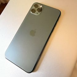 iPhone 11 Pro Max - 64GB Used- No Scratches