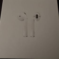 Apple Airpods 2 with charging case