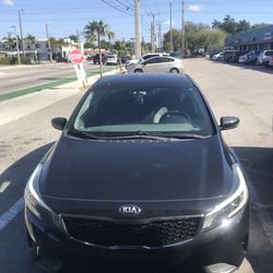 2017 KIA Forte 5-Door