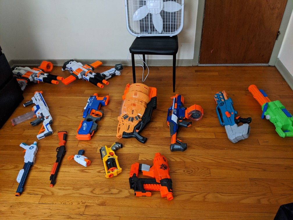 A lot of nerf guns with no bullets and 1 is a water gun