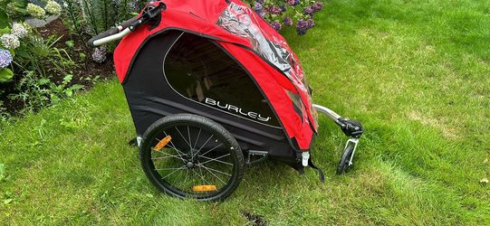 Burkley Bumblebee Bike Trailer