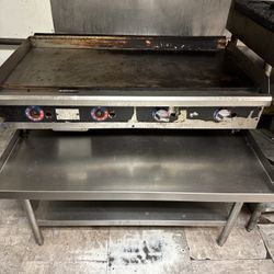 Commercial Gas Flat Top Griddle with Stand – Heavy Duty