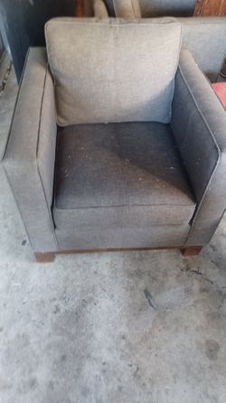 Lounge Chairs In Like New Condition.  Set Of 2, Made In USA