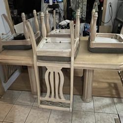 Large Dinning Set wit 4 Chairs For Sale