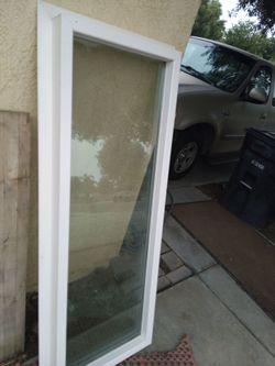 Vinyl picture window approx 18x56