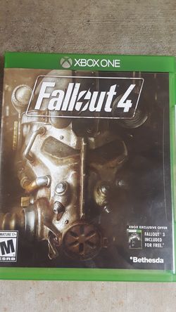 Fallout 4 Xbox one like new no scratches