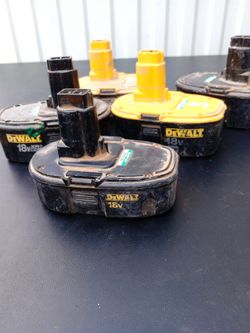 DeWalt 18V  and roybi Battery Pack Lot
