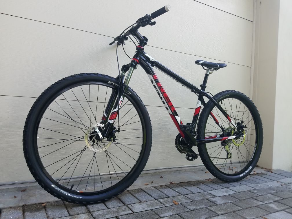 L K STUNNING TREK GARY FISHER WAHOO EDITION 29 ULTRA LIGHT