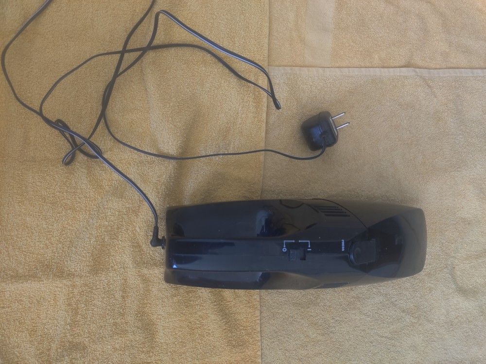 β¨ Unused Mini Space Cordless Vacuum Cleaner β Compact, Rechargeable & Powerful Suction!