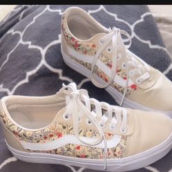 Floral vans size 6 