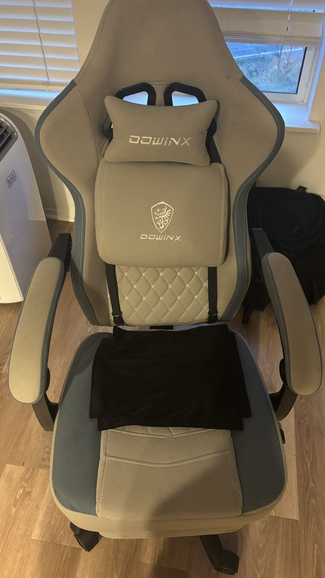 Downix Gaming Chair
