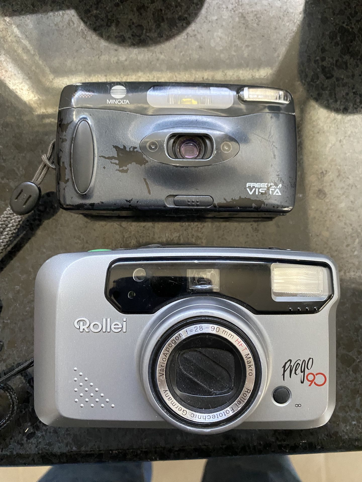 Minolta Freedom Vista (Riva Panorama) And Rollei Prego 90 FILM Camera, Schneider-Kreuznach 28-90 lens Point And Shoot