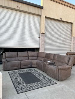 Carlin Fabric Power Reclining Sectional – Power Headrests – 🚚 FREE DELIVERY AVAILABLE ✅