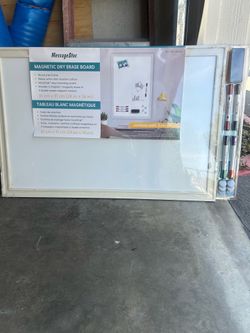 magnetic dry eraser board
