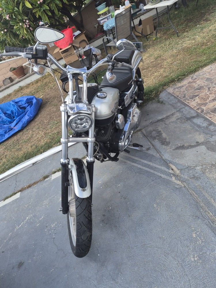 2003 HD MC