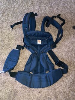 Baby carrier ergobaby