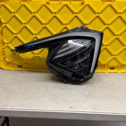 Kia Sportage Projector Right Headlight 2023 2024 2025 