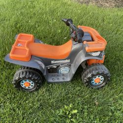 POWER WHEELS Ride-on 4 Wheeler Toy