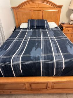 Queen bedroom set