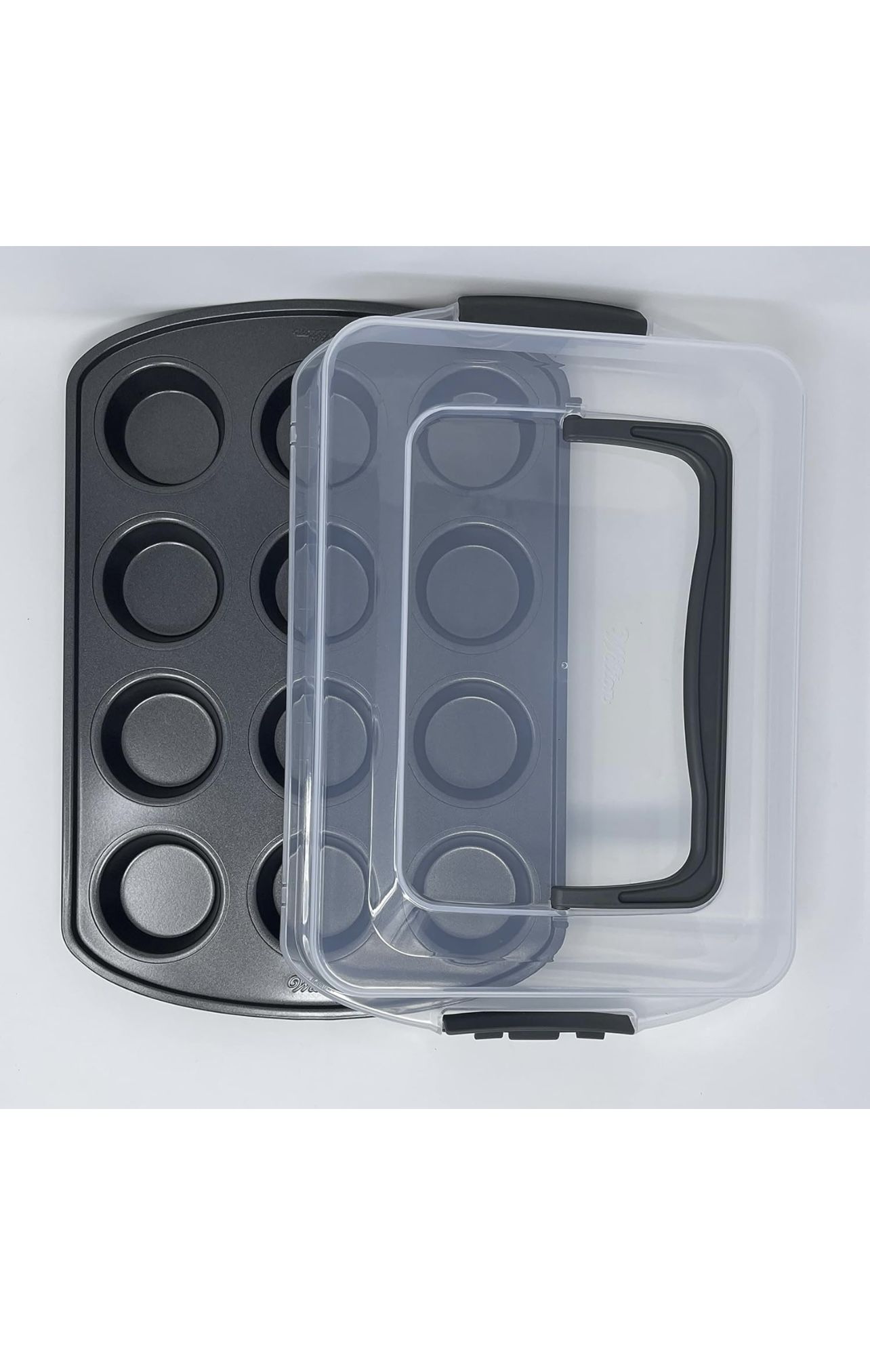 Wilton Ultra Bake Professional Non-Stick Carbon Steel 12 Cup Cupcake Pan with Tall Lid