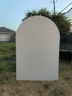 White Arch Event Backdrop