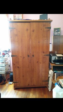 Computer cabinet