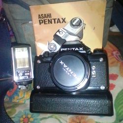 Vintage Pentax Camera Excellent Condition