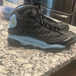 Jordan 13 Black University 