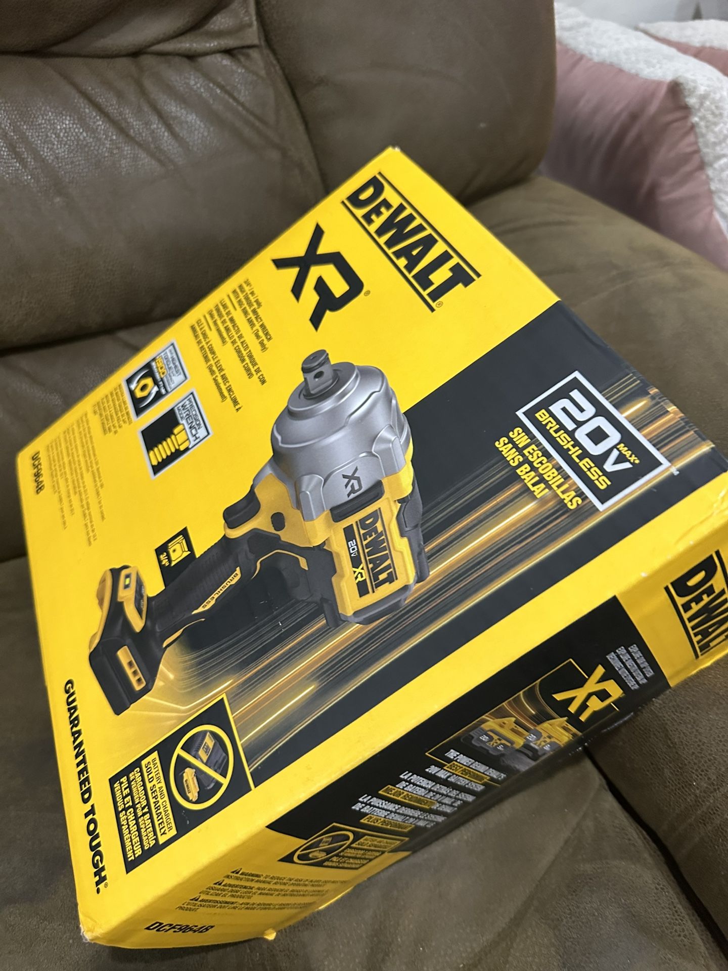 DEWALT Llave de impacto inalámbrica 20V