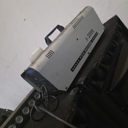 Gemini mm mixer with speakers and fogger