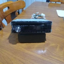 Pioneer AM FMC D player. Model # DEH-S6000  BT