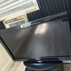 Toshiba 32" Monitor