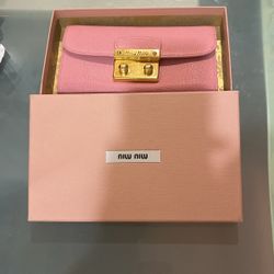Miu Miu Wallet 