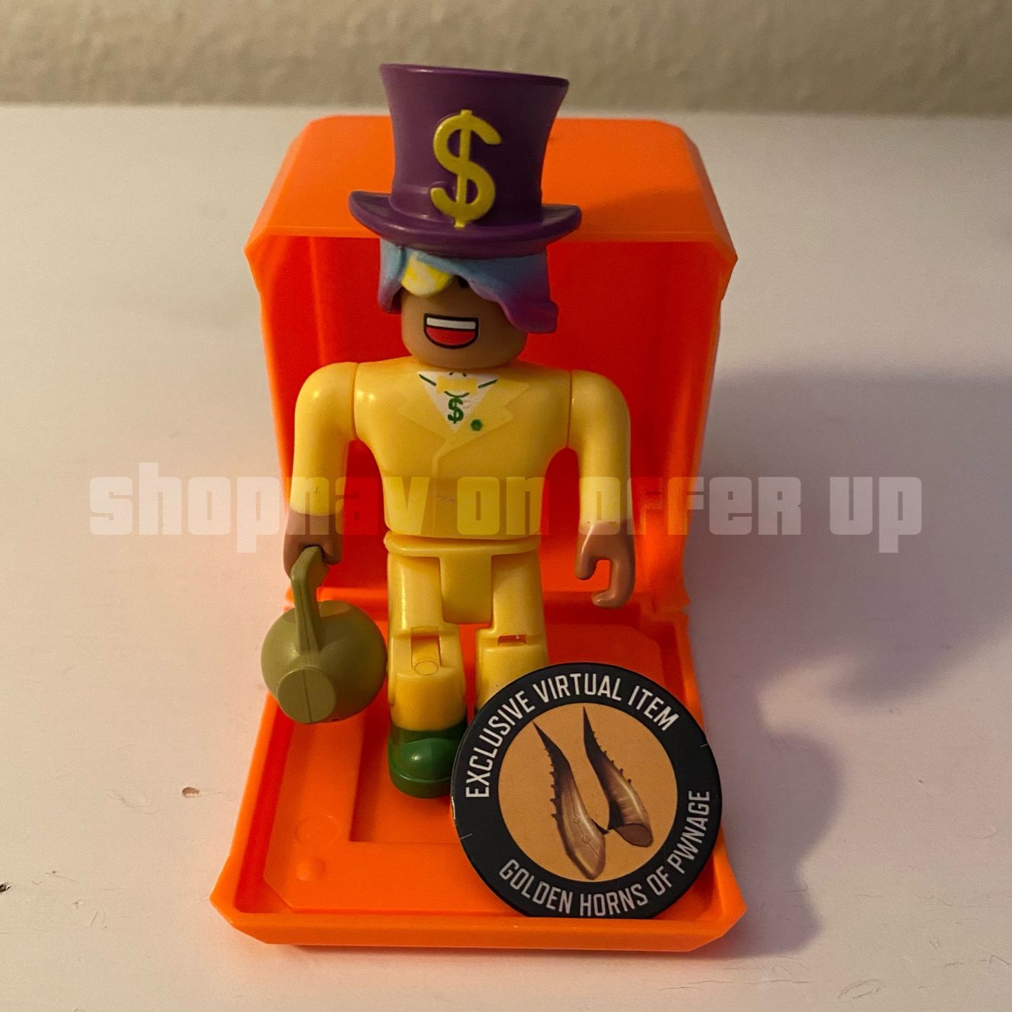 Roblox Golden Horns [ TOY CODE ONLY ]