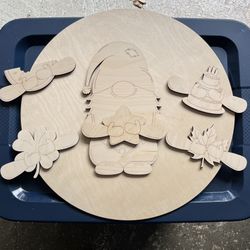 Craft DIY Interchangeable Gnome Sign