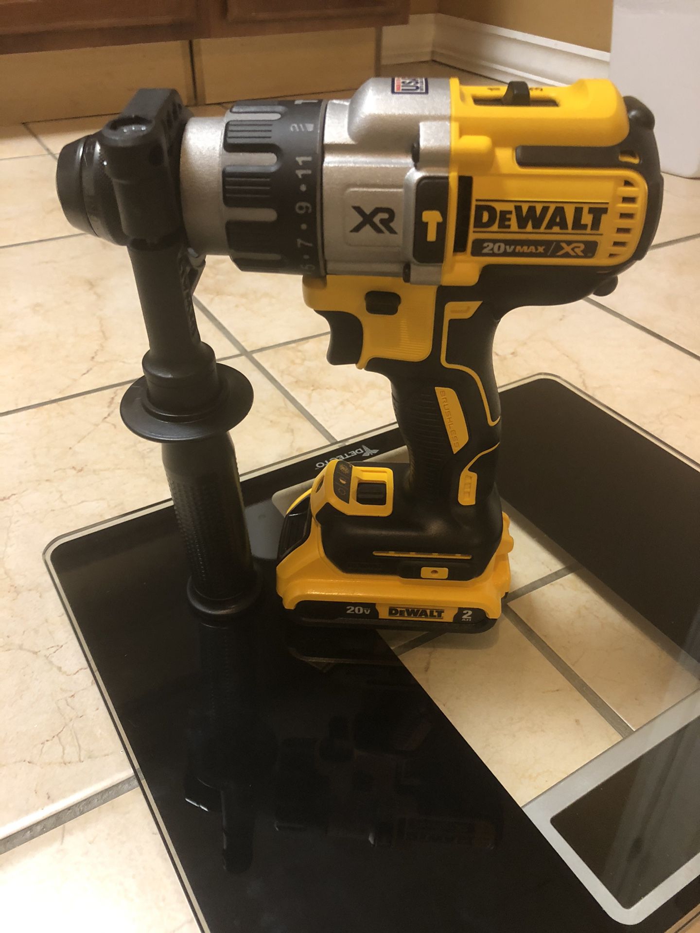 DEWALT 20-Volt MAX XR Lithium-Ion Cordless 1/2 in. Premium Brushless Hammer Drill With 2.0ah Battery