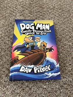 Dog Man: Twenty Thousand Fleas Under the Sea (Hardcover)
