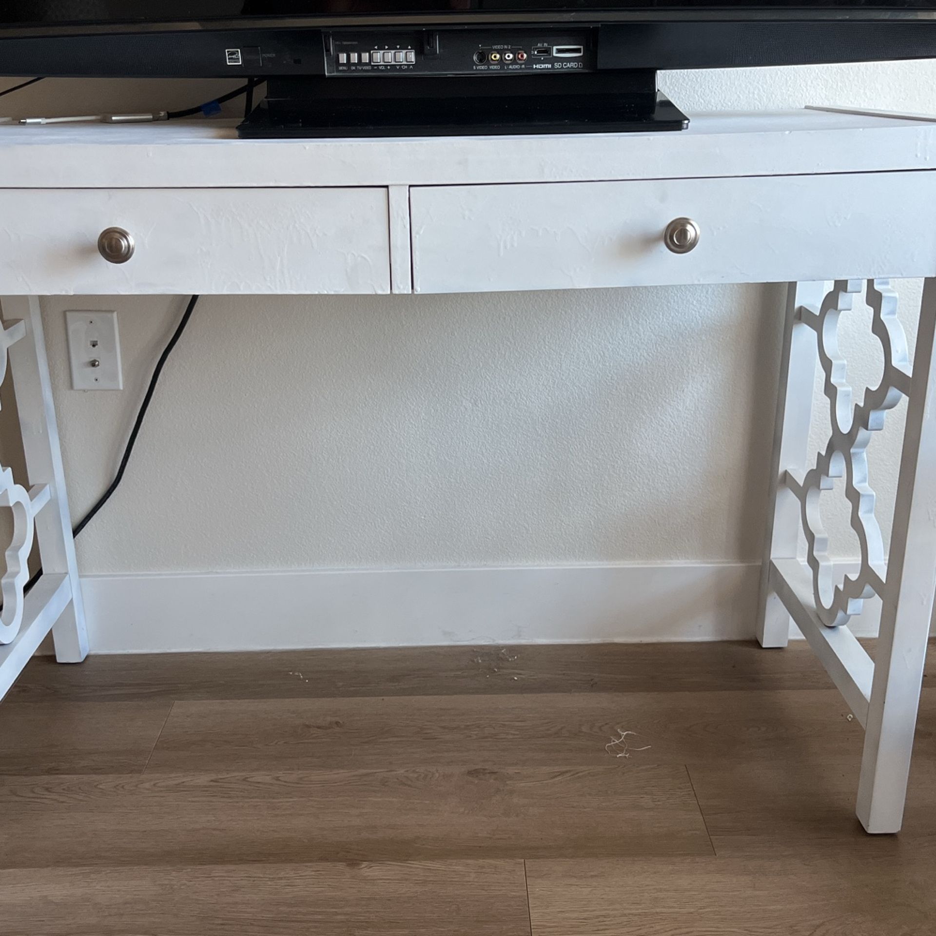 White Wooden Desk