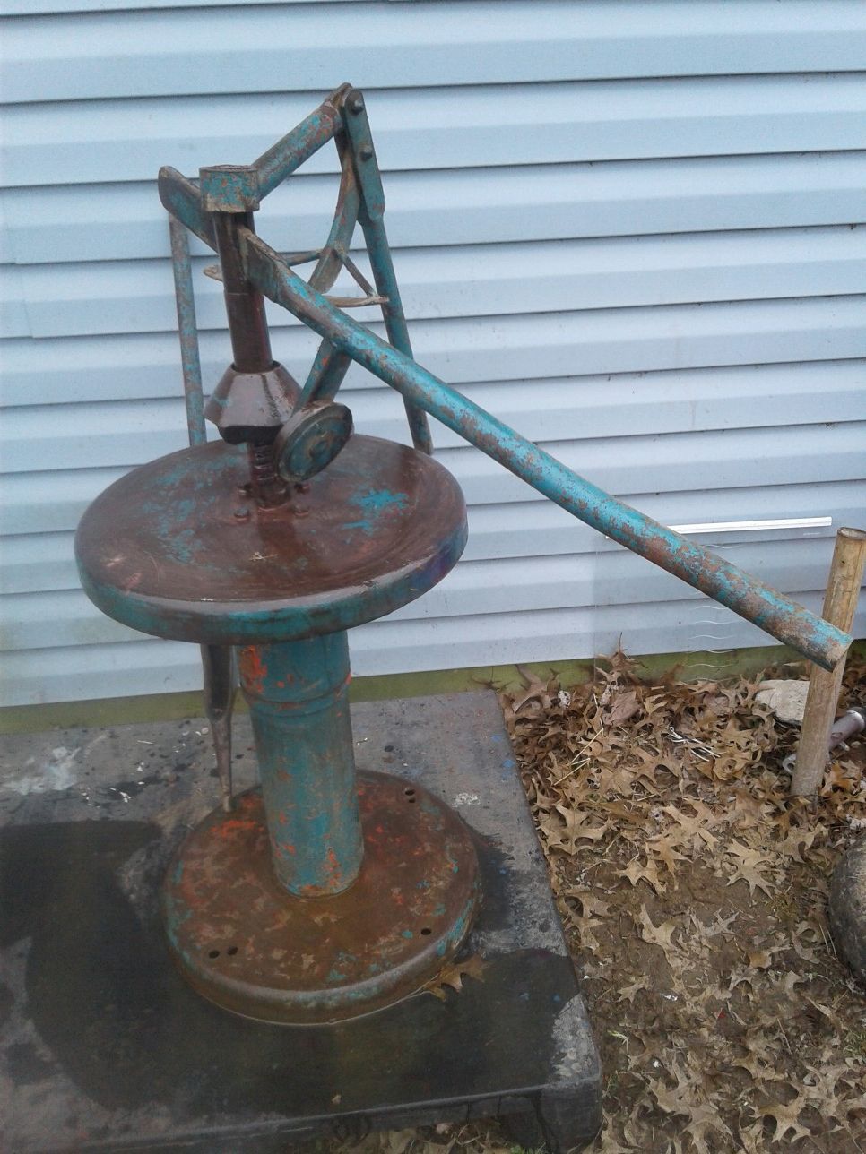 Old coats tireman model 3 star manual tire changer for Sale in Louisville, KY OfferUp