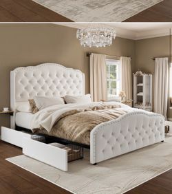 Queen bed with 4 drawers. Open box