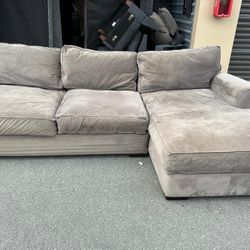 Sectional Couch 